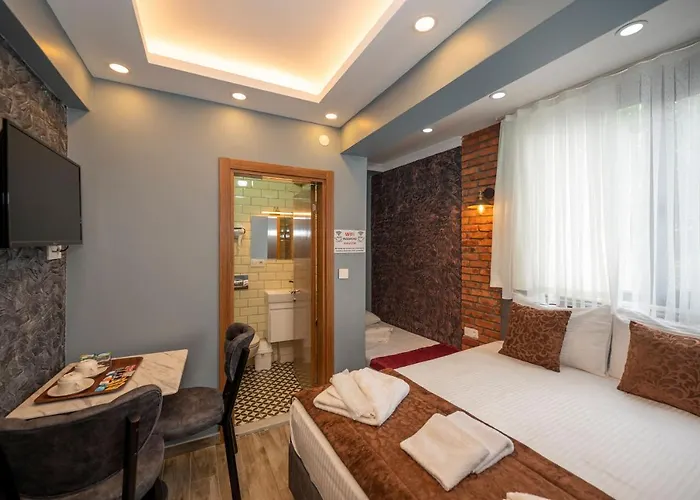 Taksim Story Aparthotel 4*
