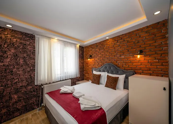 Taksim Story Aparthotel 4*