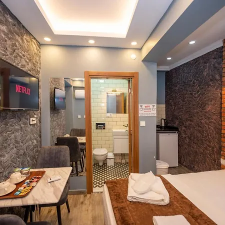 Apart Otel Taksim Story